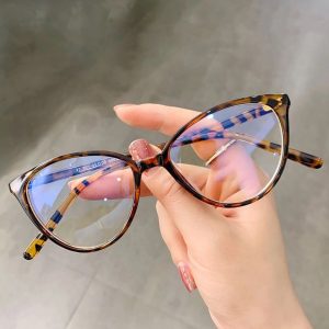 Classic Tortoiseshell Cat-eye Eyeglasses